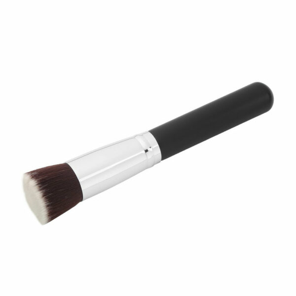Flat Flawless Multiuse Brush - Image 2