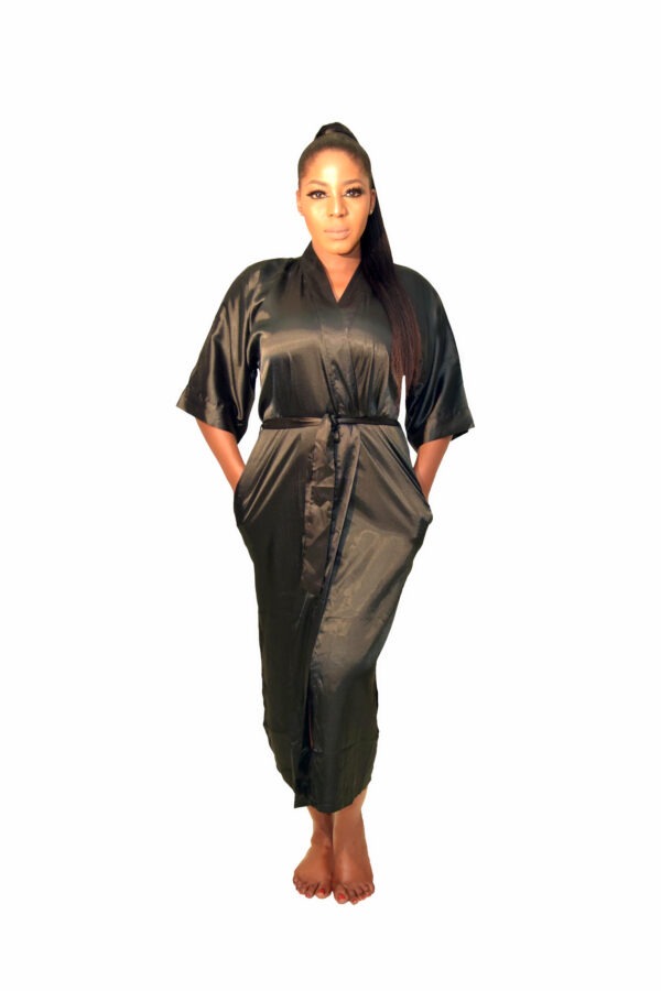 Classic Robe - Black