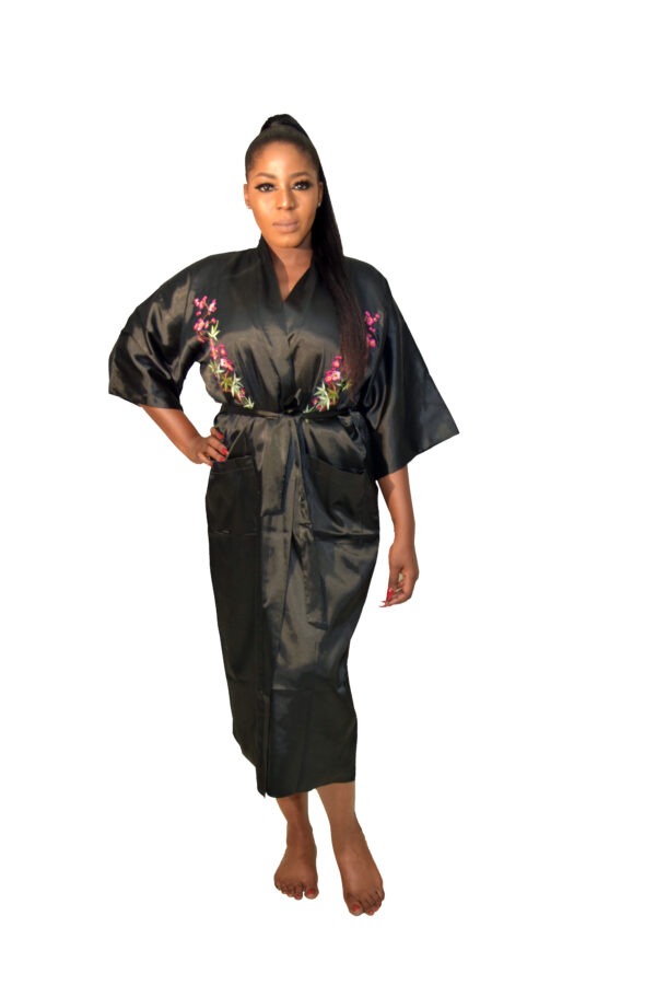Your Majesty Robe - Black