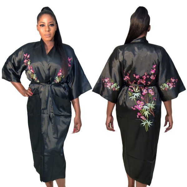 Your Majesty Robe - Black - Image 3